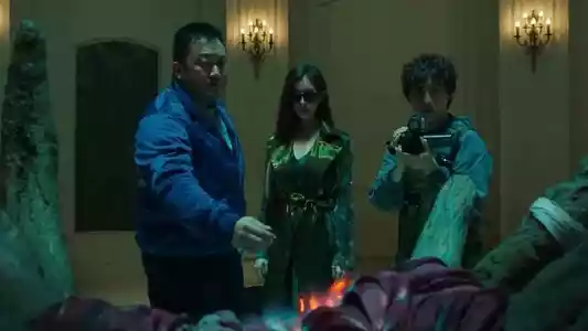 לילה קדוש: ציידי שדים לצפייה ישירה בחינם