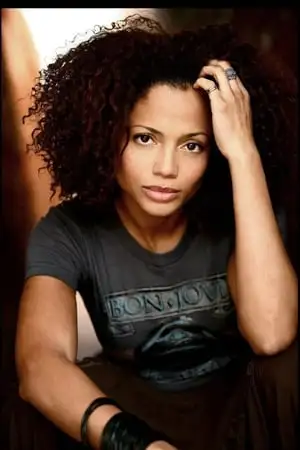 Sundra Oakley